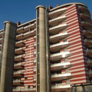 Building Residence in the Park