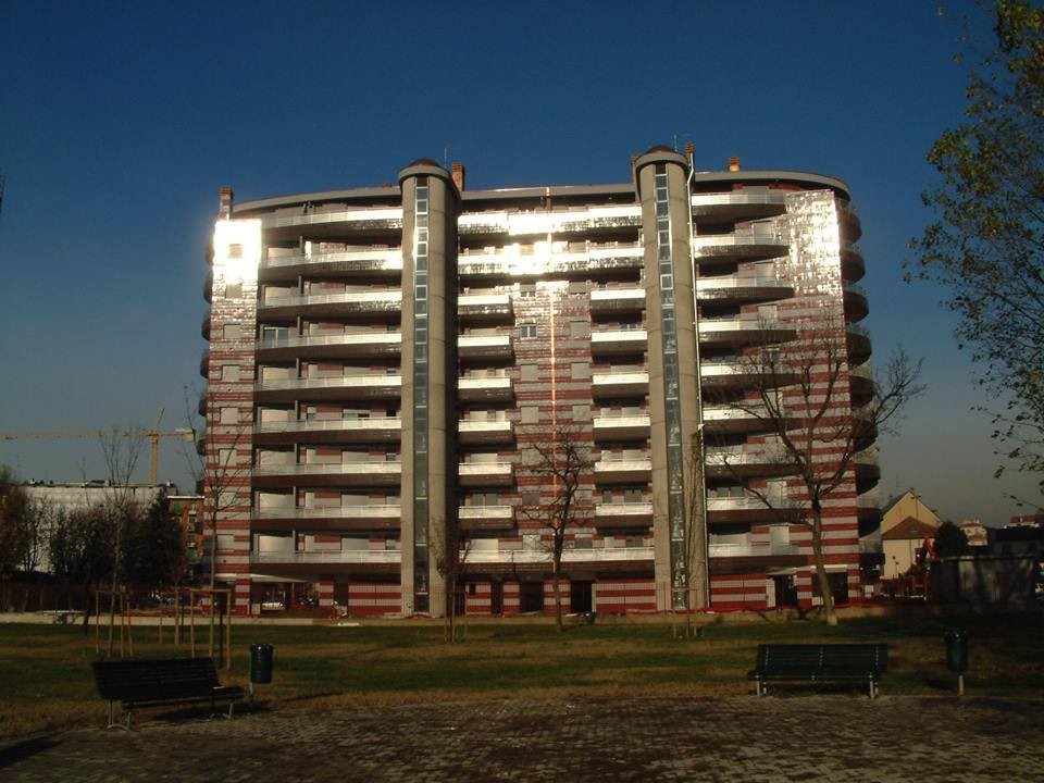 Building Residence in the Park