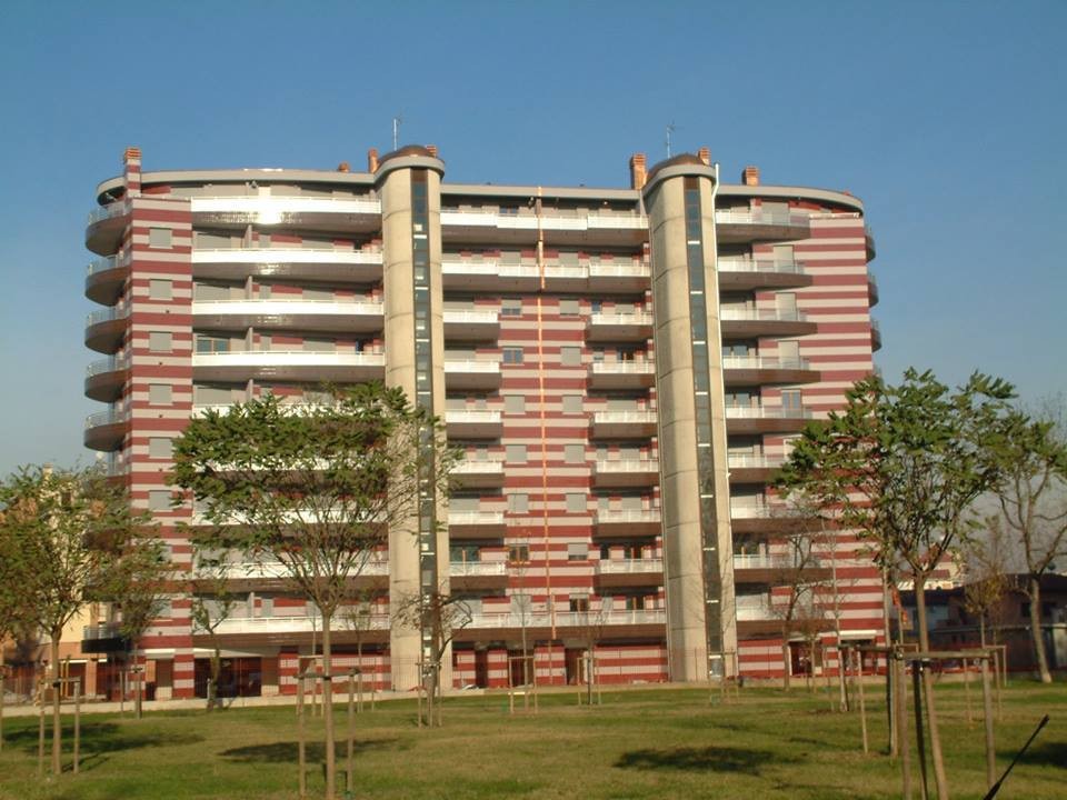 Building Residence in the Park